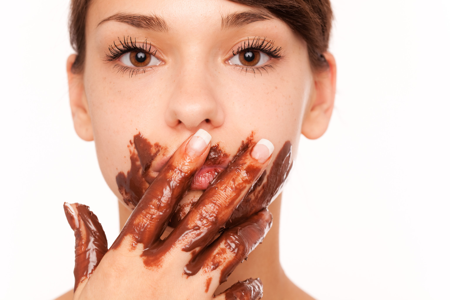 Chocolate dá espinha: mito ou verdade?