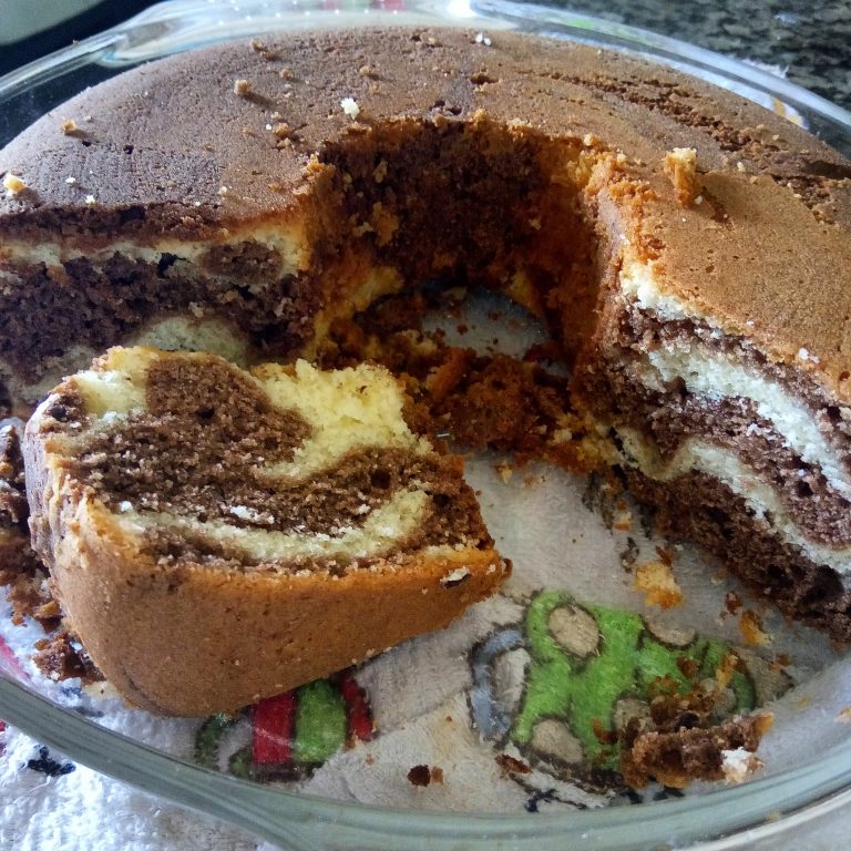 Receita Bolo de Zebra (tentativa) – Bolo Mesclado + Chocolate com Menta